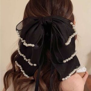 Black Fabric Pearl Trim Hair Clip